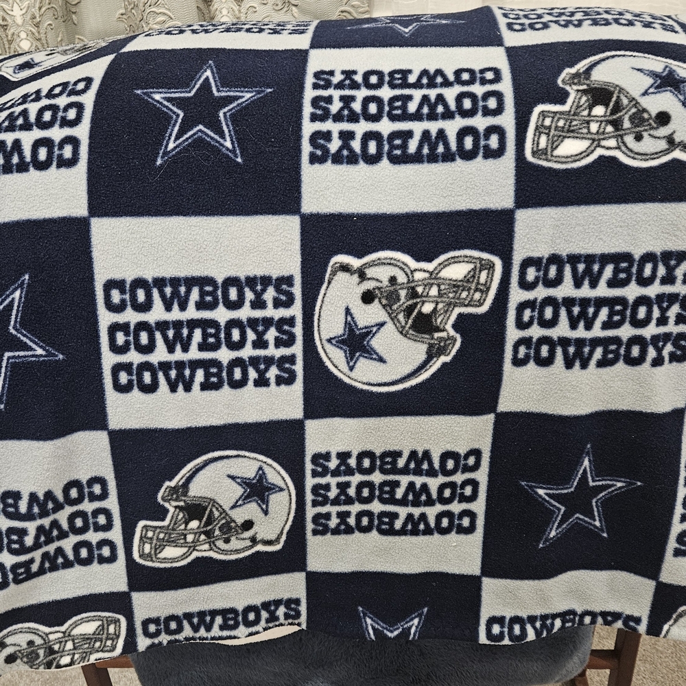 Cowboys Reversible Handmade Fleece Throw - Navy and White